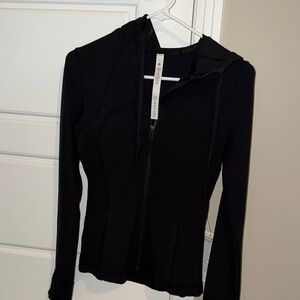 Lululemon Define Size 4